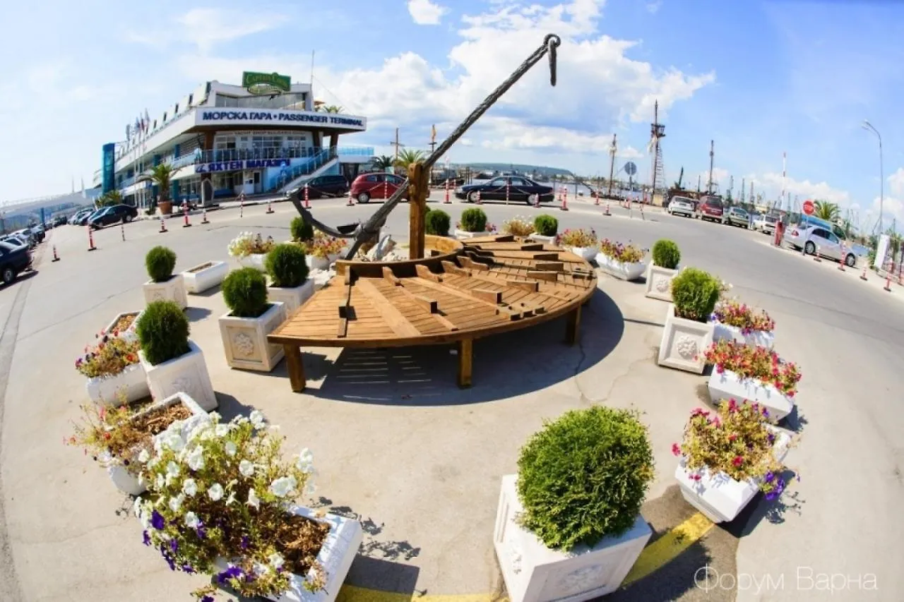 Panorama Hotel - Free Ev Charging Station Варна