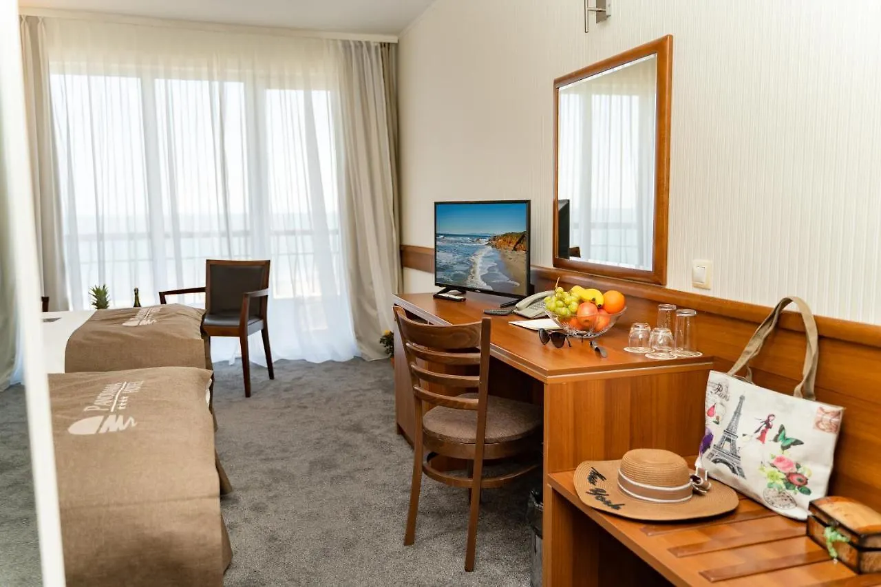 Panorama Hotel - Free Ev Charging Station Varna 4*,