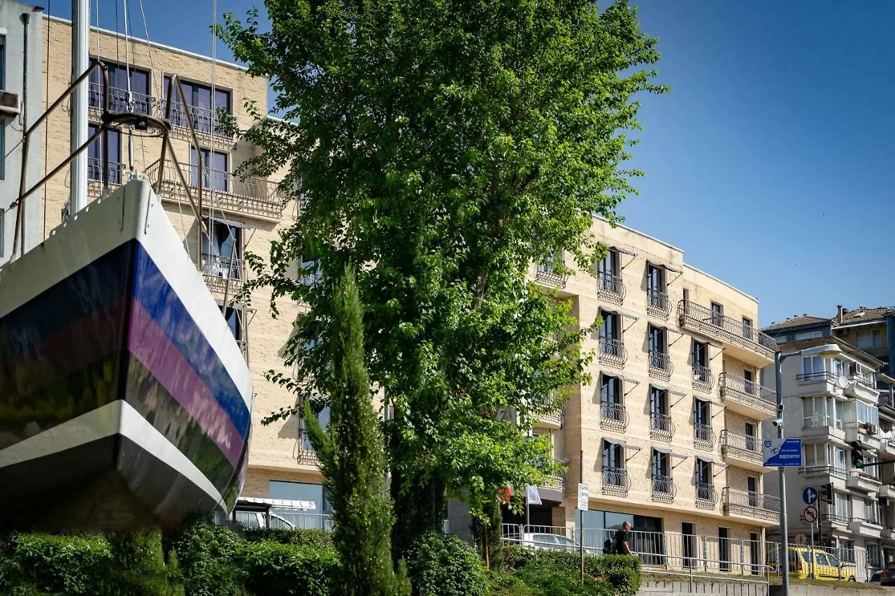 Panorama Hotel - Free Ev Charging Station Varna